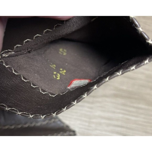 Vintage Leather Gloves Women’s Dainty With Cute Sticch Embroidered Details - Picture 3 of 3